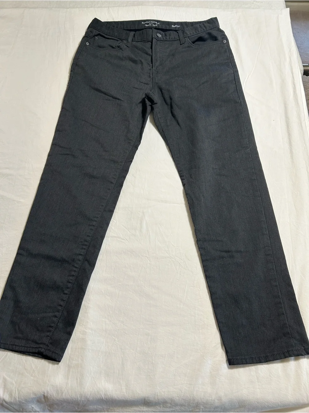 Banana Republic Travel Jean Slim Fit Charcoal Gray 35x32 Stretch Minimalist